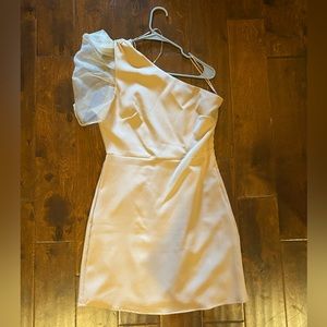 TCEC one shoulder puff sleeve dress